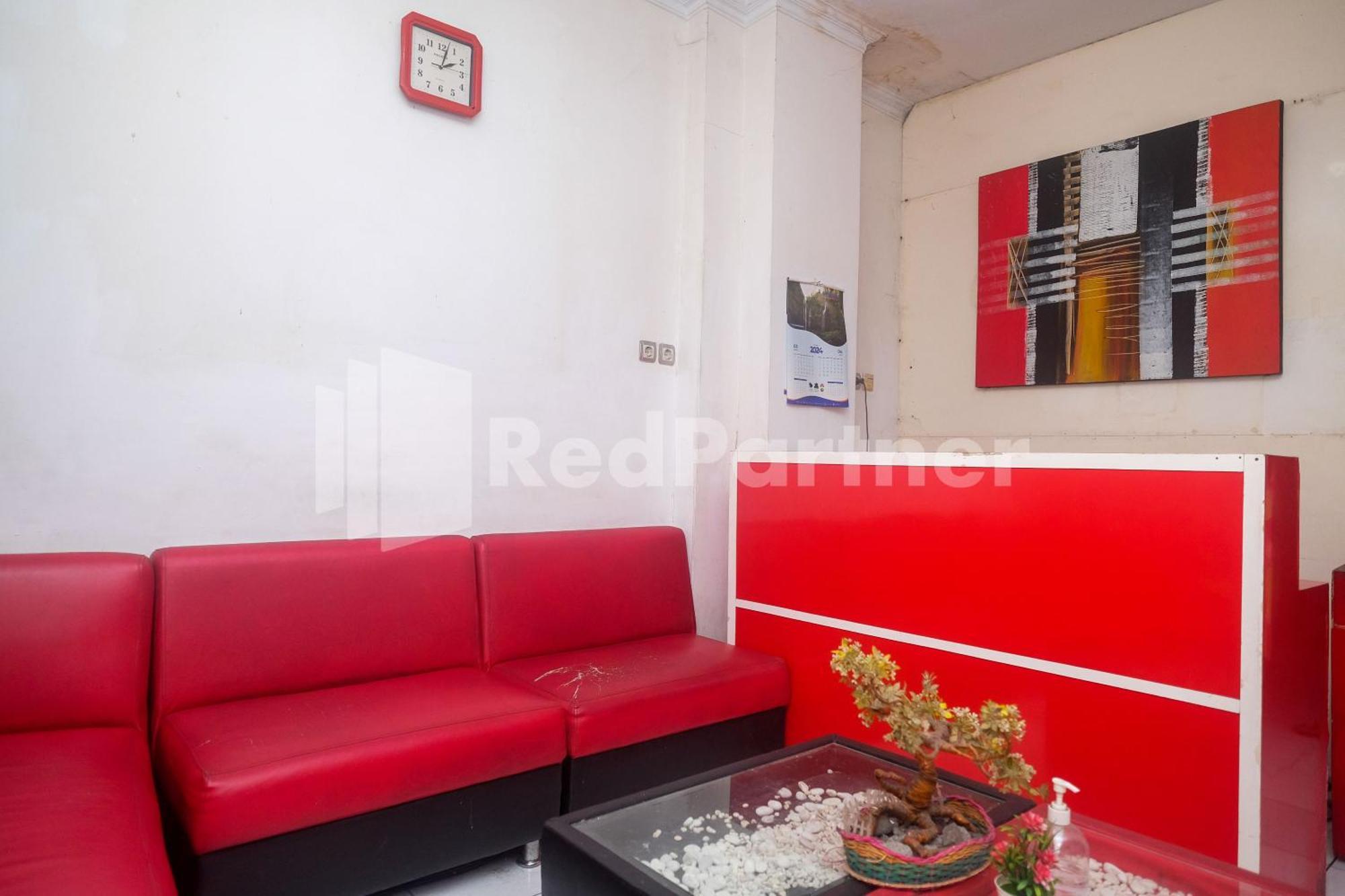 Готель Griya Jasmine Syariah Seturan Redpartner Maguwo Екстер'єр фото